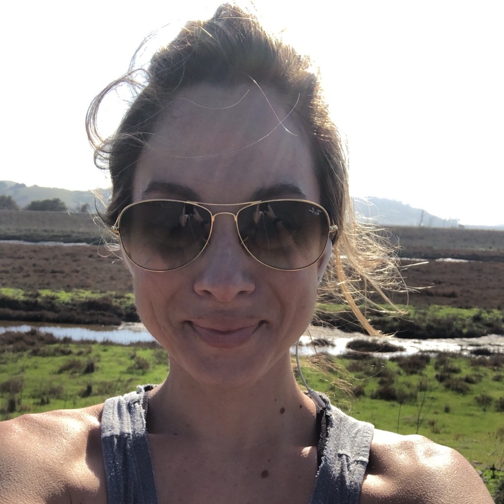 Meet your Posher, Jennifer